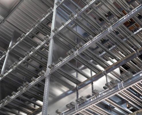 Pallet racks in warehosue
